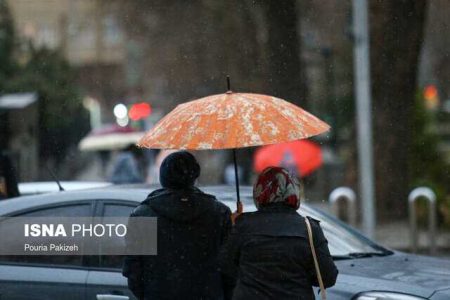 ورود سامانه بارشی به تهران/ کاهش دما از فردا